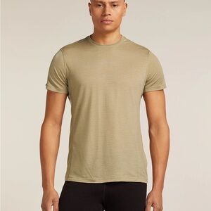 NWT men’s Icebreaker tee